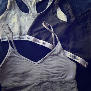 SOLD🎃Calvin Klein sports bra
